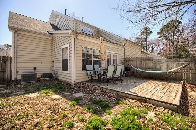 Building Photo - Call Sabrina Thomas at 757-767-0767 for more information