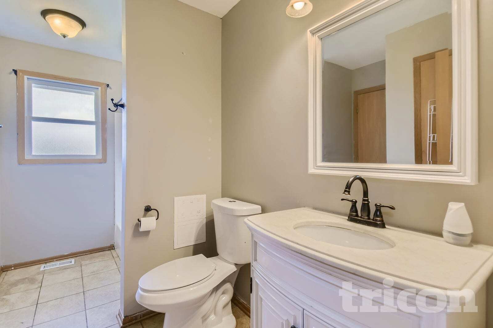 Building Photo - 1812 Cumberland Dr