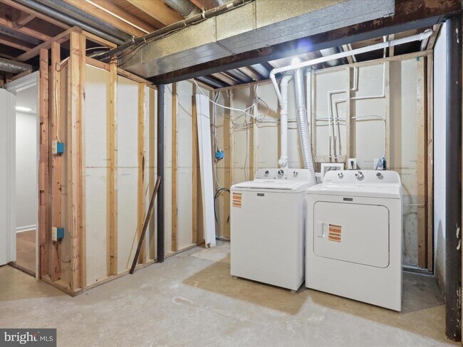 Building Photo - 5513 Ridgeton Hill Ct