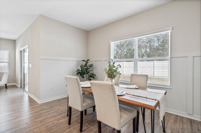 Building Photo - 145 Brybar Dr