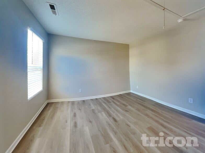 Building Photo - 1377 Still Point Ct