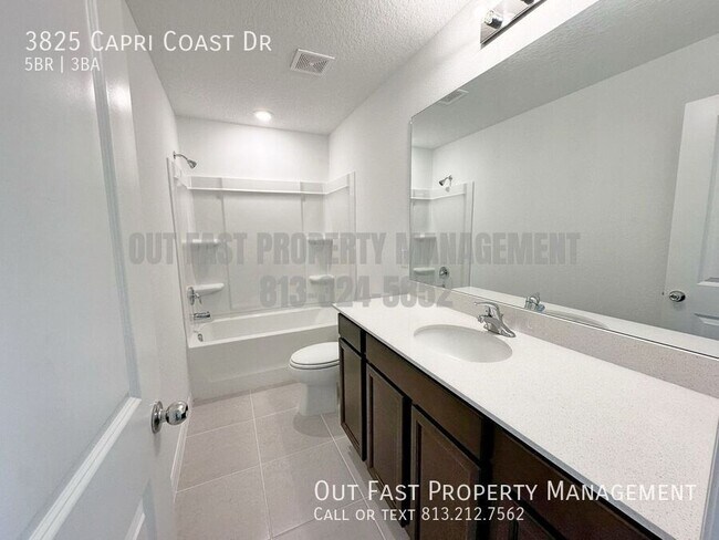 Building Photo - 3825 Capri Coast Dr