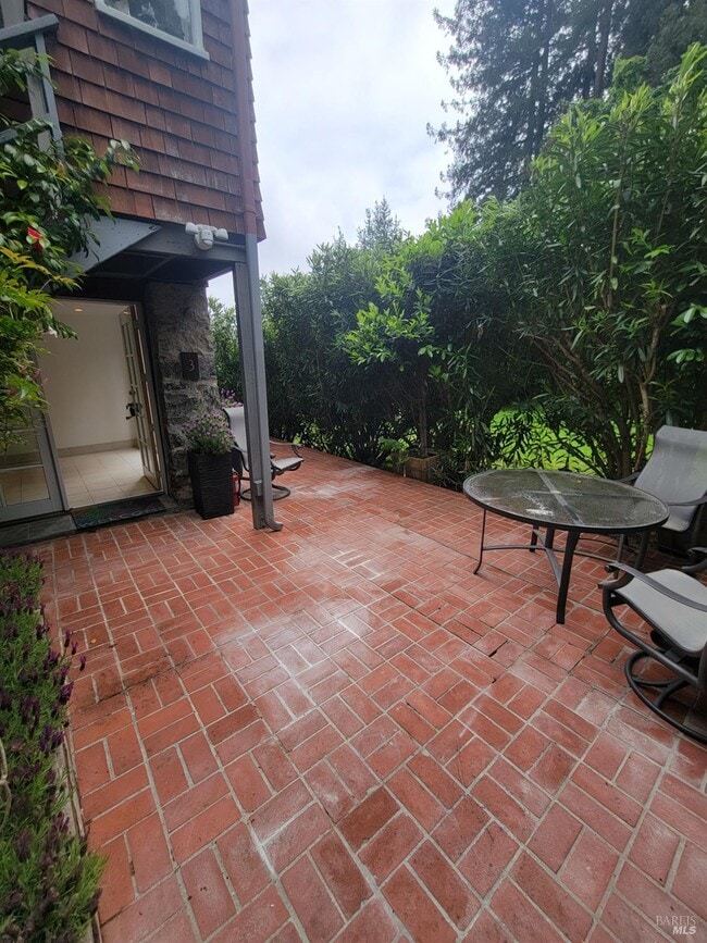 Primary Photo - 346 Corte Madera Ave