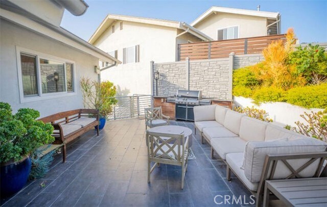 Building Photo - 986 Oriole Dr