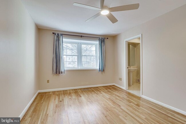 Building Photo - 3227 Dunster Ct