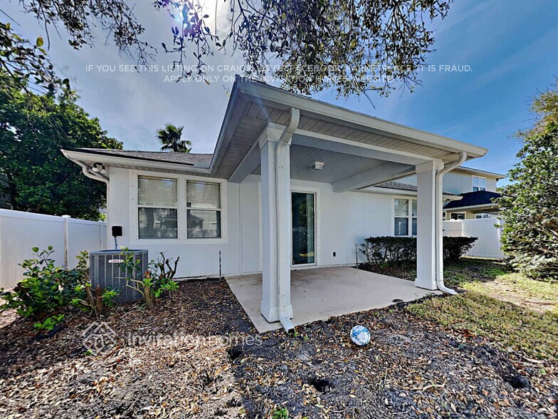 Building Photo - 12243 Woodbend Ct