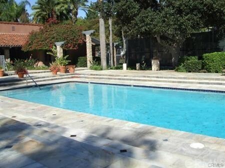 Building Photo - 1345 Cabrillo Park Dr