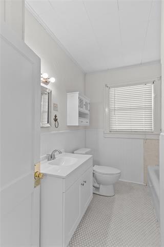 Building Photo - 3444 Coldwell St