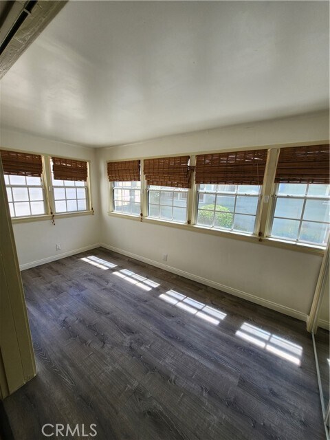 Building Photo - 471 Alameda St