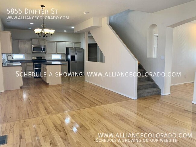 Building Photo - 5855 Drifter St