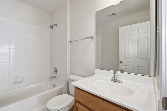 Building Photo - 20 Houser Dr