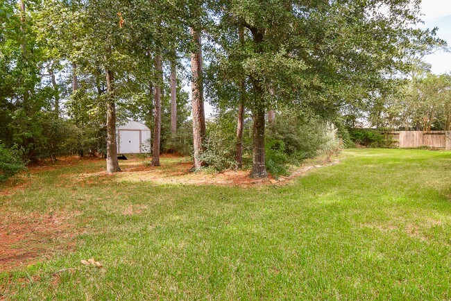 Building Photo - 25203 Oak Villa Dr