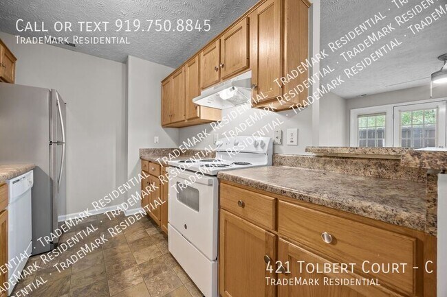 Building Photo - 421 Tolbert Ct
