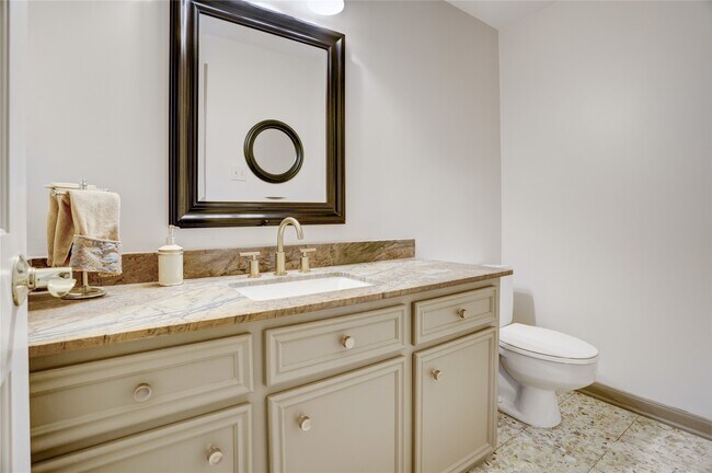 Building Photo - 7514 Olympia Dr