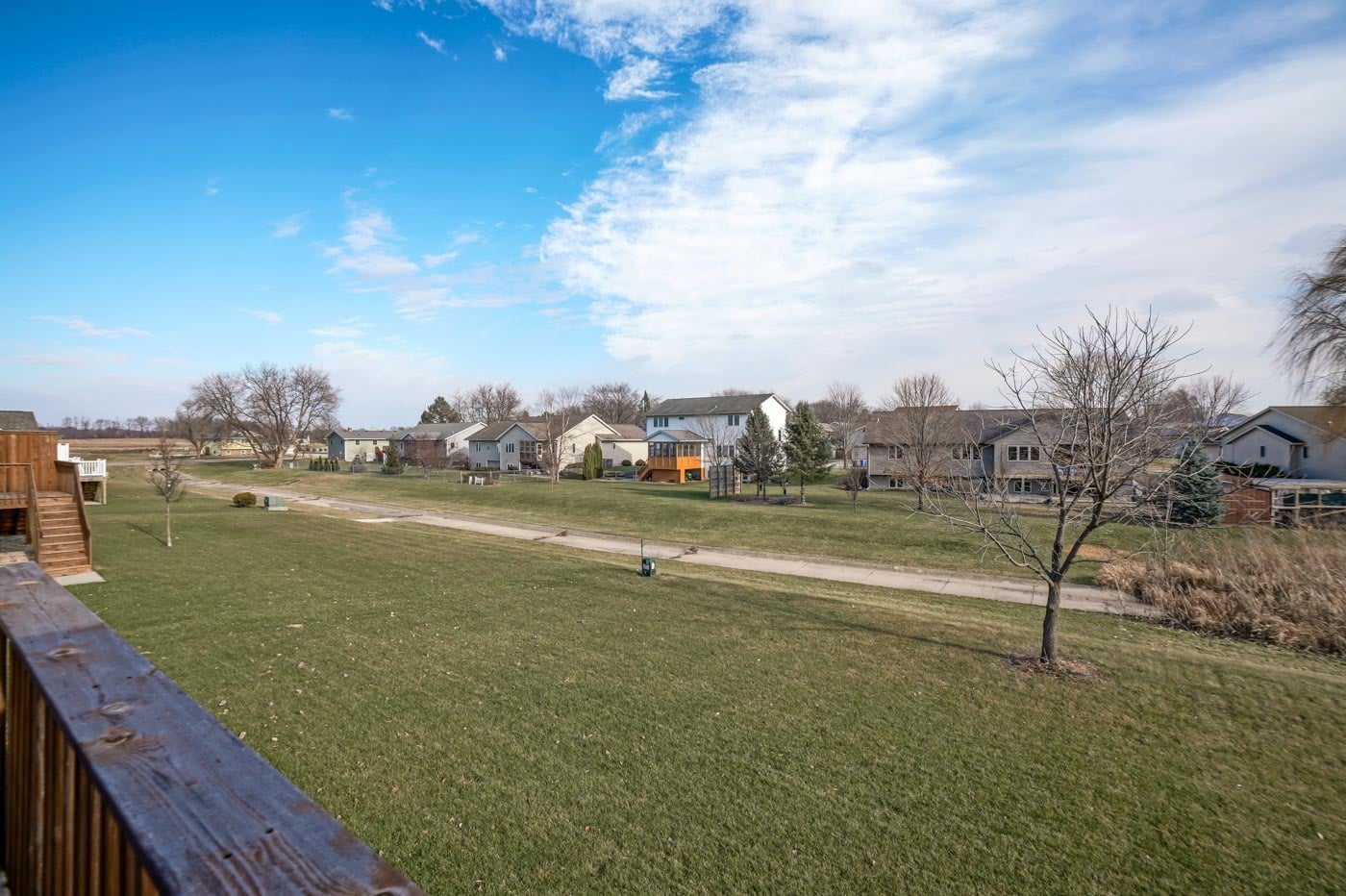 Overlooking greenway, view to the north - 826 Thompson Dr