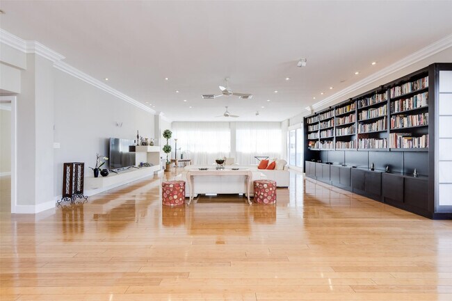 Building Photo - 3430 Galt Ocean Dr