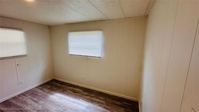 Building Photo - 4701 Ferdinand Ave