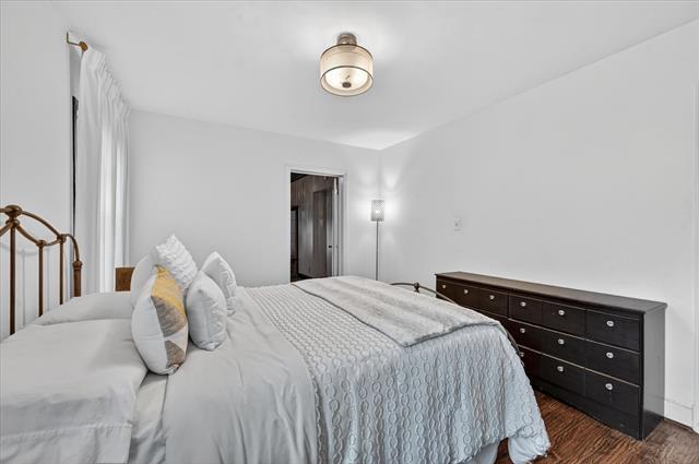 Building Photo - 304 Appian Way