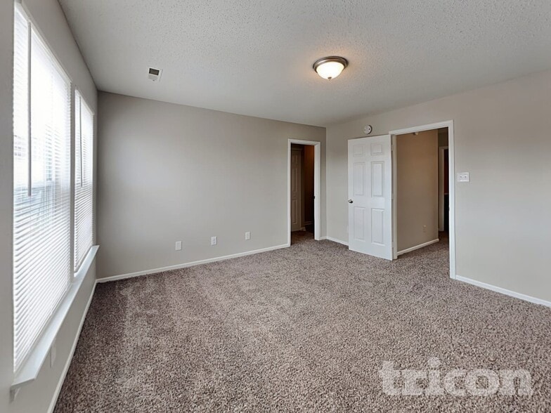 Building Photo - 11818 Buck Creek Cir