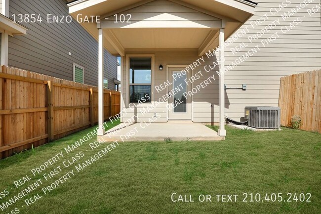 Building Photo - Come see this Alamo Ranch area oasis!