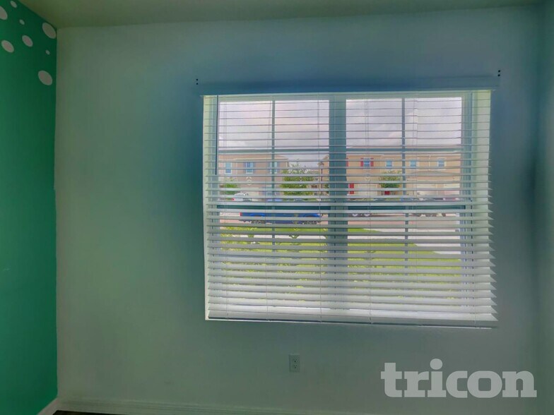 Building Photo - 9013 Pinales Wy