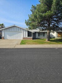 Building Photo - NICE UPDATED HOME IN SACRAMENTO!! $500 OFF MOVE-IN SPECIAL!