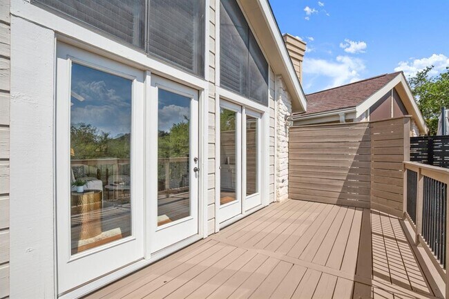 Building Photo - 4906 Bobcat Dr