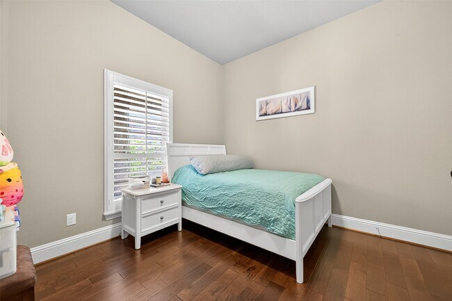 Building Photo - 14 Cottage Glen Ln