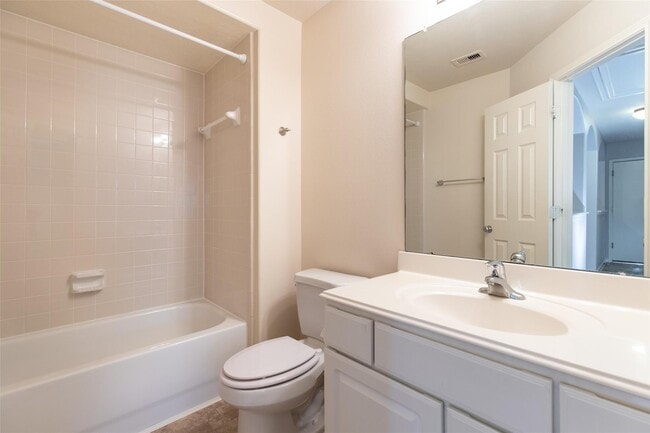 Building Photo - 24519 Red Bluff Tr