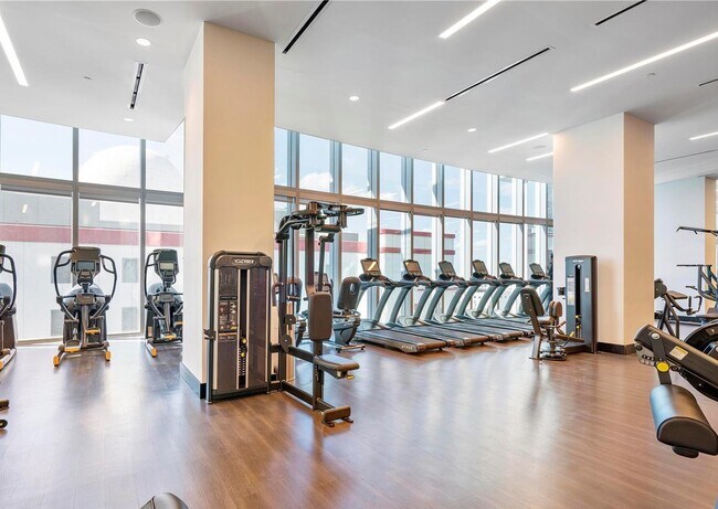 Building Photo - 851 NE 1st Ave