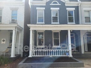 Building Photo - 24 S Davis Ave