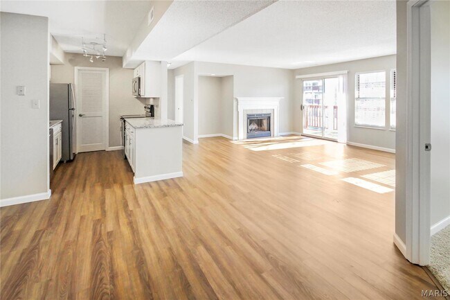 Building Photo - 324 Shirley Ridge Dr