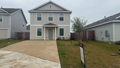 Building Photo - "Spacious 4-Bed Oasis with 2.5 Baths on Tiny Moons Way, Elgin - 2000 Sq Ft of Comfort!"  Back to ...