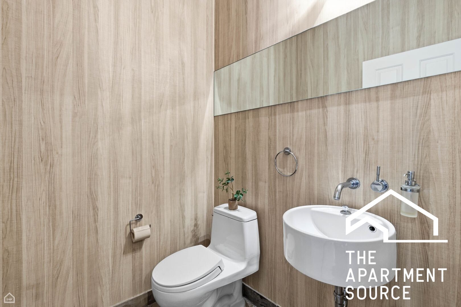 Building Photo - 952 N Racine Ave