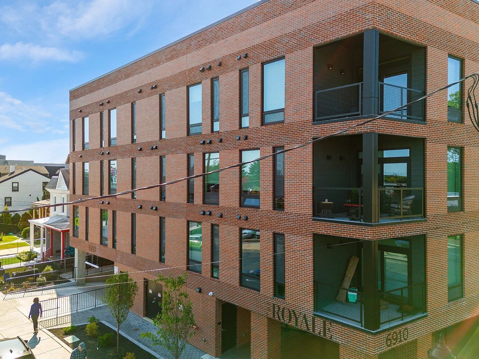 Building Photo - 6910 Ridge Ave