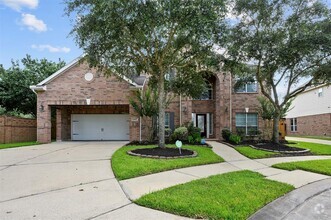 Building Photo - 10907 Lombardia Ct