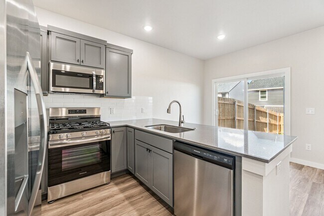 Building Photo - 19602 Molly Dr