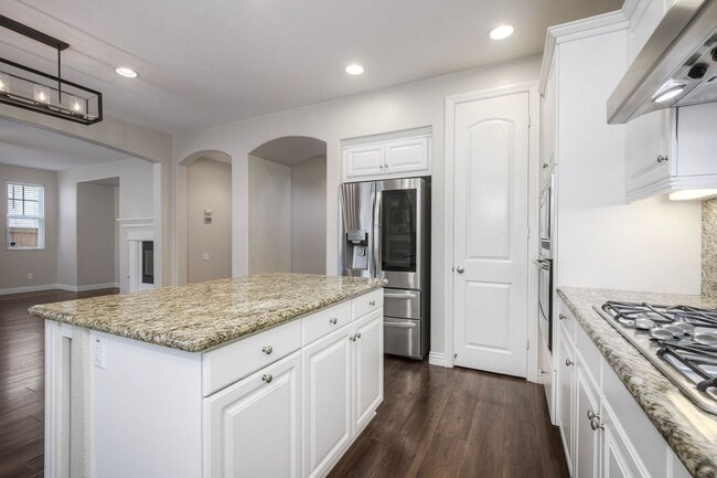 Building Photo - Charming Lake Rancho Viejo Home – Beautiful, Peaceful & Conveniently Located!