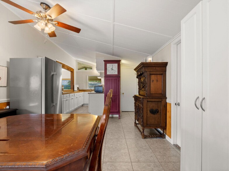 Building Photo - 209 Harris Dr