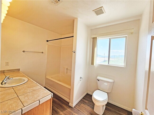 Building Photo - 1951 S Teepee Rd