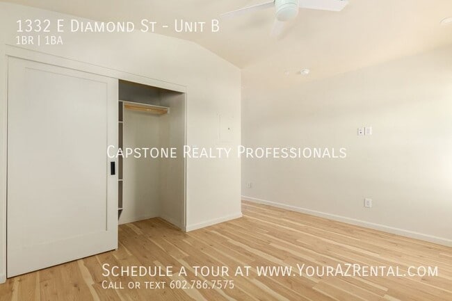 Building Photo - 1332 E Diamond St