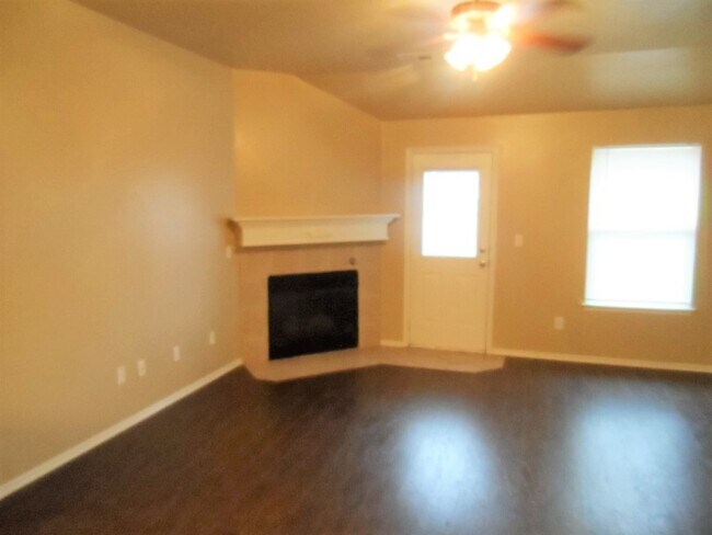 Building Photo - 4508 SE 77th St