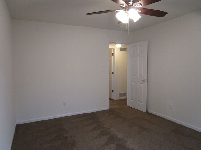 Building Photo - 3538-3540 Prescott Dr.