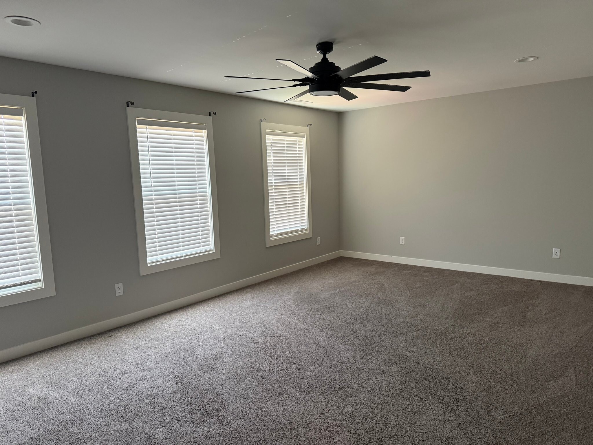 Building Photo - 9351 Woodgate Circle