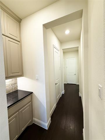 Building Photo - 6900 Royal Liverpool Dr