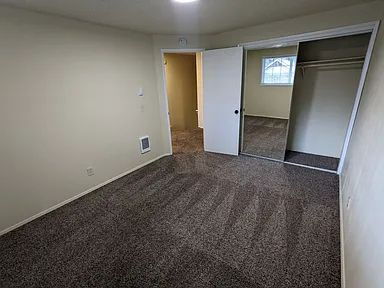Building Photo - Available Now! Pet-Friendly 2 Bed/ 1.5 Bath with Patio & Parking