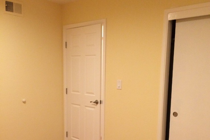 Large bedroom - 446 Webster St