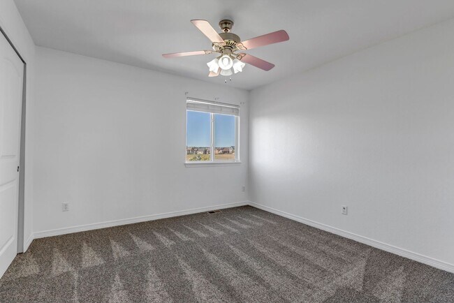 Building Photo - Clean and Spacious Home for Rent-Peyton- 80831