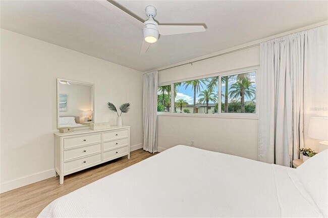 Building Photo - 302 San Marco Dr