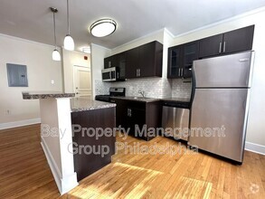 Building Photo - 437 W School House Ln
